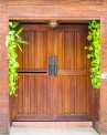 FLUSH DOORS